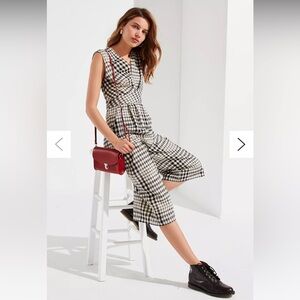 URBAN OUTFITTERS Ellery Surplice Gingham Plaid Jumpsuit w/ Pockets $108 EUC 10